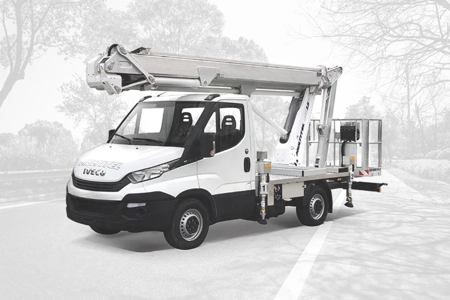 Piattaforma autocarrata MZ 250