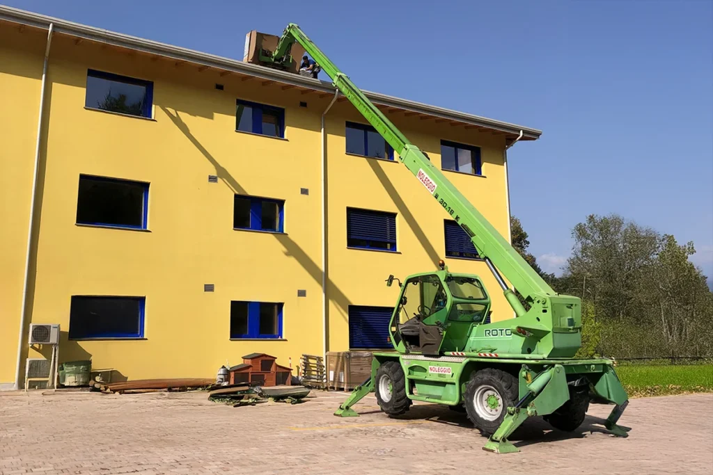 Sollevatore telescopico cantiere